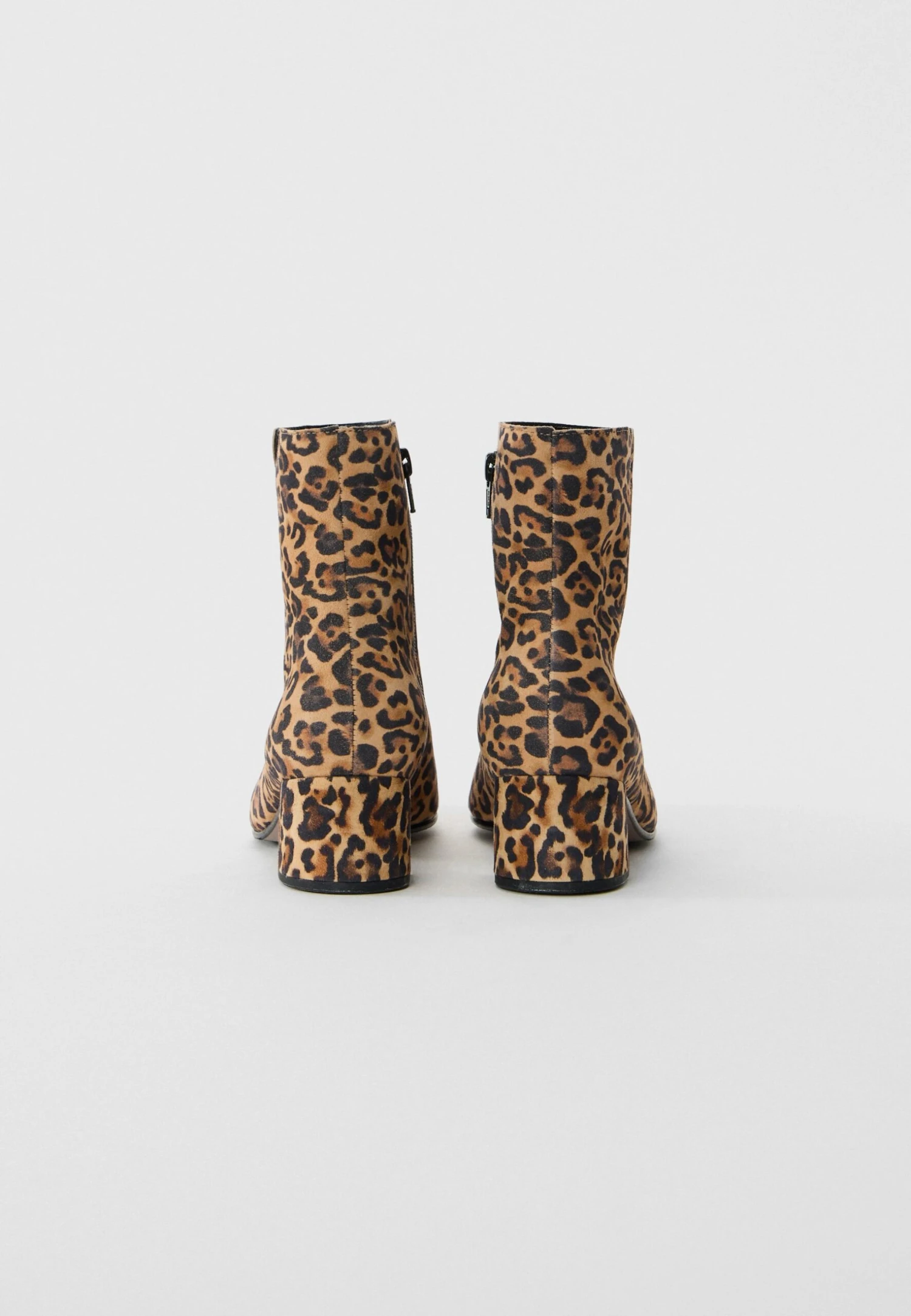 Gabor Classic Ankle Boots - Natur 3 Gabor Classic Ankle Boots - Natur - Image 3