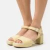 Gabor Platform Sandals - Citrus