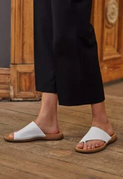 Gabor T-Bar Sandals - Weiß 12 Gabor T-Bar Sandals - Weiß -Gabor Sale Store 0ee11fd3bfb34418a1f77ff862a6e131
