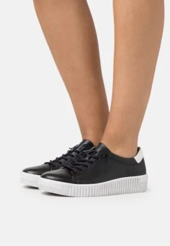 Gabor Trainers - Schwarz/Weiß