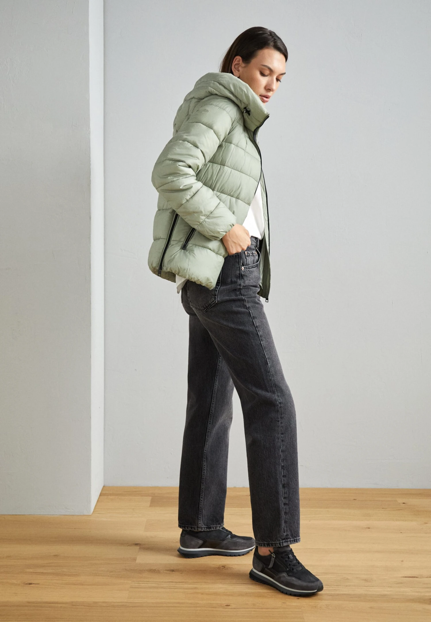 Gabor Comfort Trainers - Dark Grey/Graphite/Black 4 Gabor Comfort Trainers - Dark Grey/Graphite/Black - Image 4