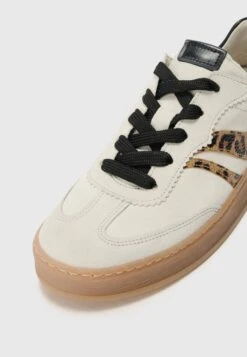 Gabor Comfort Trainers - White/natur/schwarz -Gabor Sale Store b9ad868381864064ba1ae0e103821a89