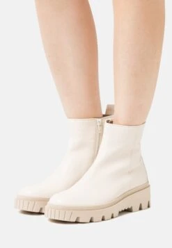 Gabor Platform Ankle Boots - Platform Ankle Boots